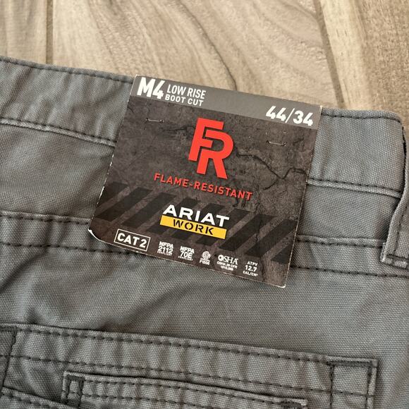 Ariat FR M4 Relaxed Boot Cut Low Rise FR Rated Pants Mens 44/34 Gray Ripstop NWT - Picture 2 of 7